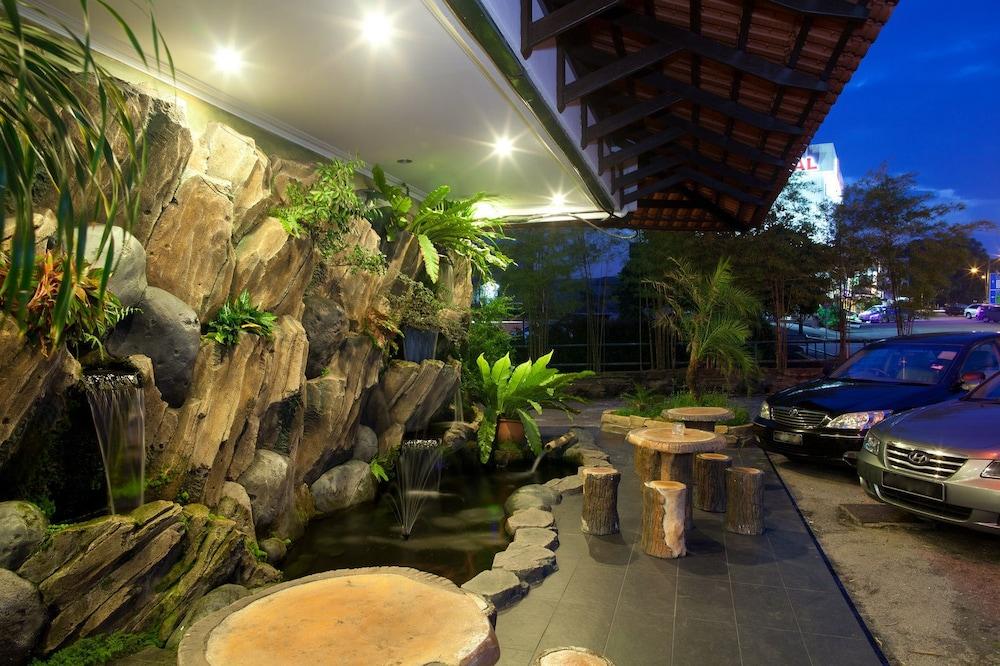 Hotel Ria Johor Bahru Dış mekan fotoğraf